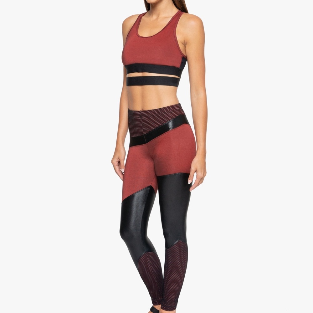 KORAL SET Edgy Red Metallic Sports Bra & Leggings Asymmetrical Mesh Detail S